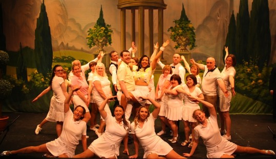 Act II opener: The Sun Has Got His Hat On... A scene from Me and My Girl by Encore.Photo © Encore