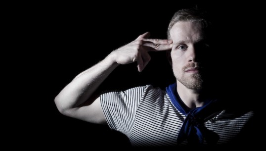 Matt Robertson as Sailor. Photo © Bill Mackellar 