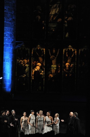Return to the Voice under St Giles East Window. Photo: Robbie Jack