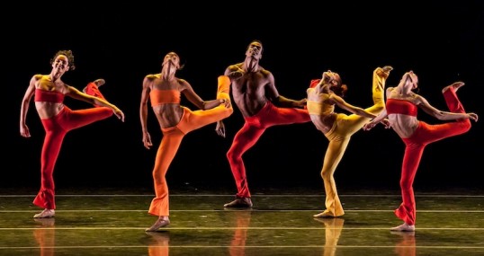 Groupo Corpo perform Parabelo. Photo: Sharen Bradford