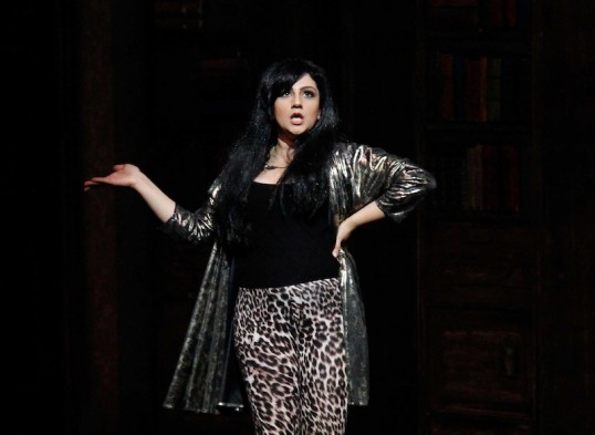Niloo-Far Khan as Deloris. Photo Richard Moir