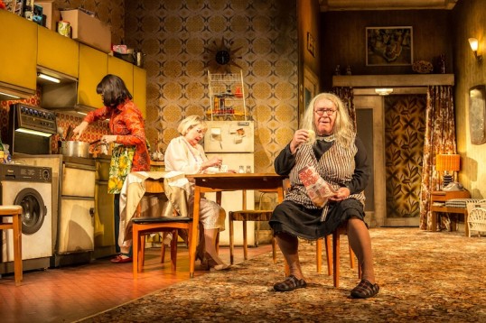 Yer Granny - Maureen Beattie (L), Barbara Rafferty (C) & Gregor Fisher (R). Photo Manuel Harlan