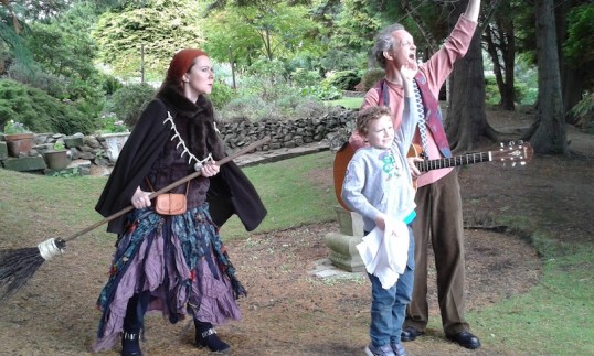 Andrea McKenzie (Baba Yaga) and Robert Williamson (Ivan). Photo Theatre Alba