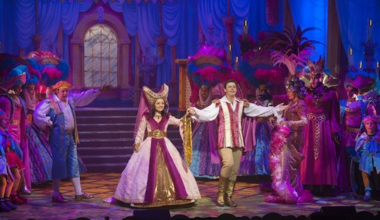 Finale with Snow White and Prince Hamish Photo by Douglas Robertson