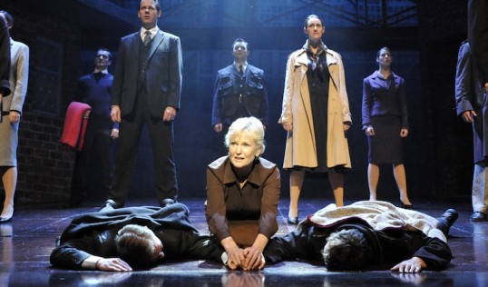 Lyn Paul as Mrs Johnstone (previous cast production).