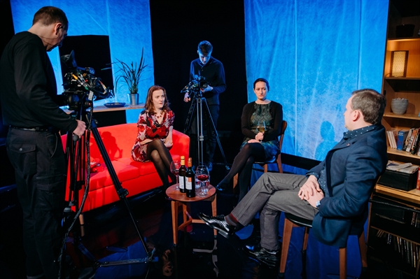 Pauline Goldsmith, Alicia Daly and Barnaby Power. Photo Mihaela Bodlovic