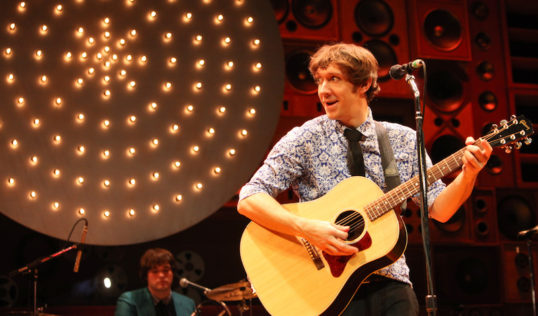 Ryan O'Donnell (Ray Davies). Photo Kevin Cummins