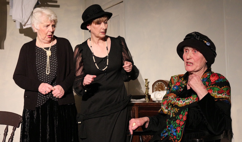 Betty Meston, Chris Mitchell andMorag Simpson Photo