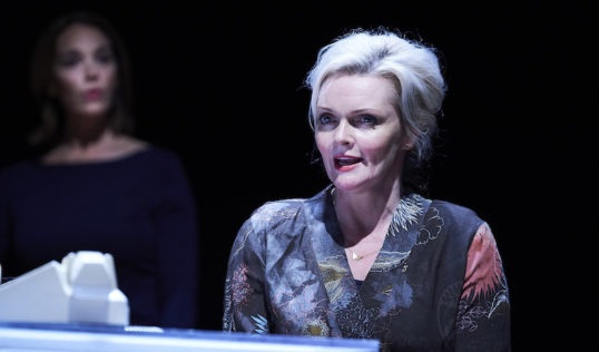 Still Alice Kings Edinburgh 2018 tour Sharon Small, Eva Pope. Pic Geraint Lewis
