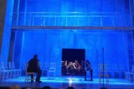 Knives in Hens