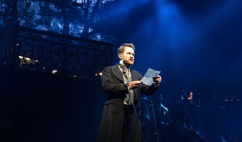Image from the SSE Arena, Belfast of the World Tour of Boublil and Schönberg’s LES MISÉRABLES THE ARENA SPECTACULAR